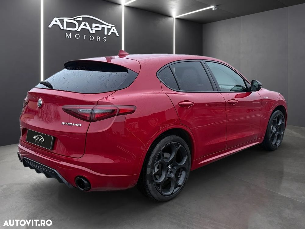 Alfa Romeo Stelvio 2.0 Turbo AWD AT8 Veloce - 5
