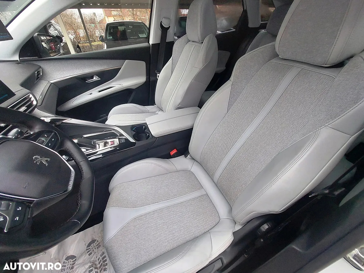Peugeot 3008 1.2 PureTech 130 EAT8 Allure Pack - 8