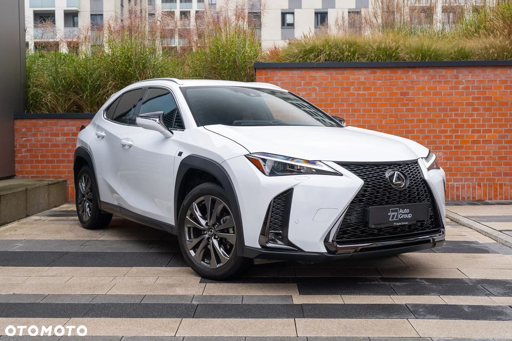 Lexus UX 250h GPF F Sport AWD - 3