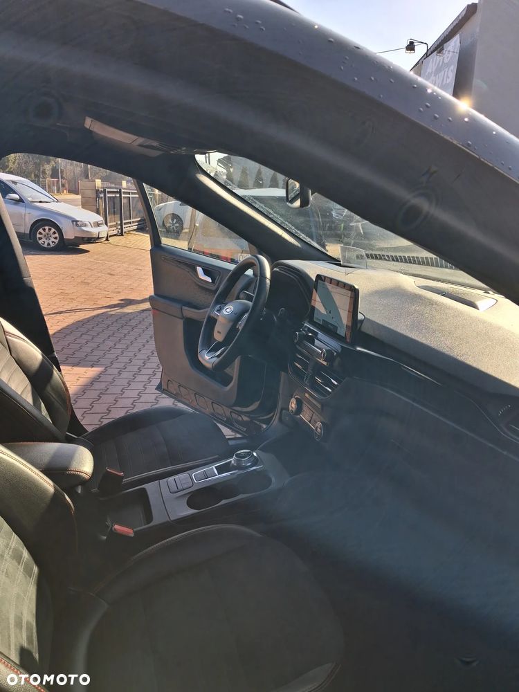 Ford Kuga 2.0 EcoBlue 4x4 ST-LINE - 17