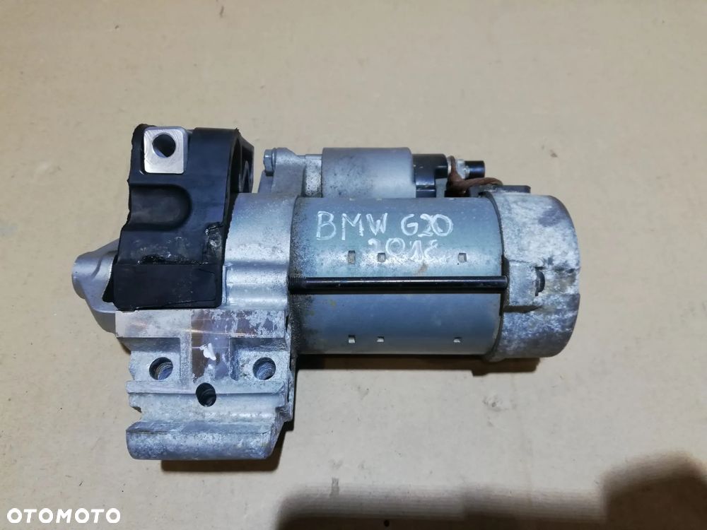 Bmw G20 Hybrid hybryda rozrusznik sprawny 8687064 12v - 3