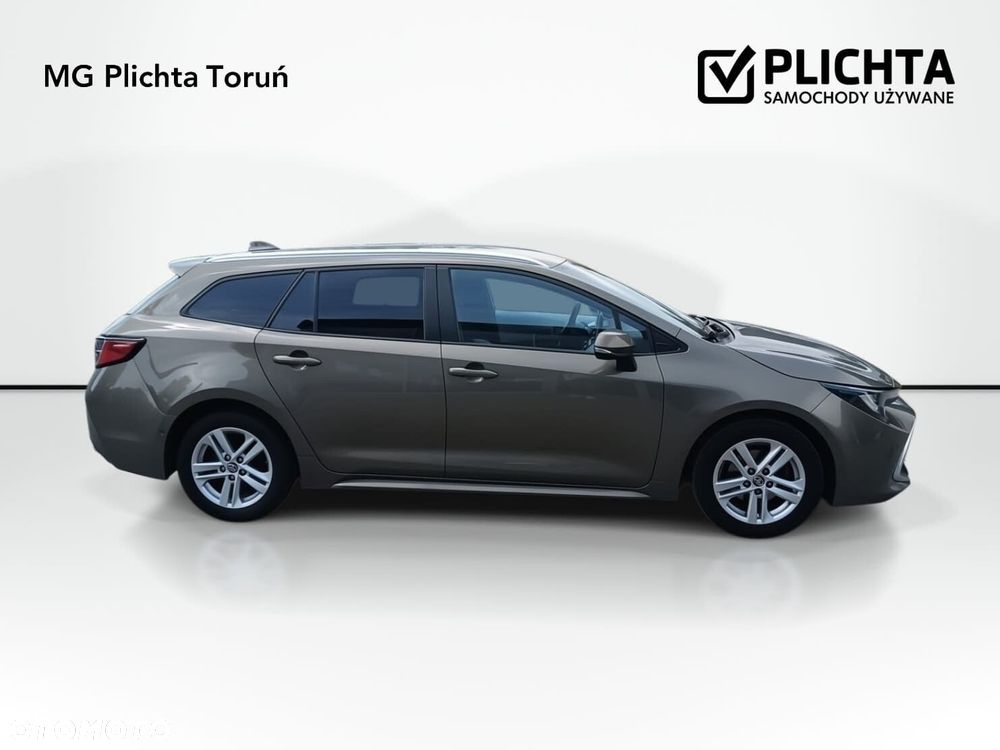 Toyota Corolla - 5
