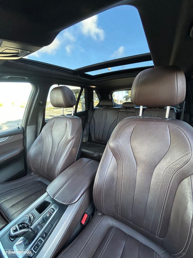 BMW X5 25 d sDrive Comfort 7L — fotografia 25