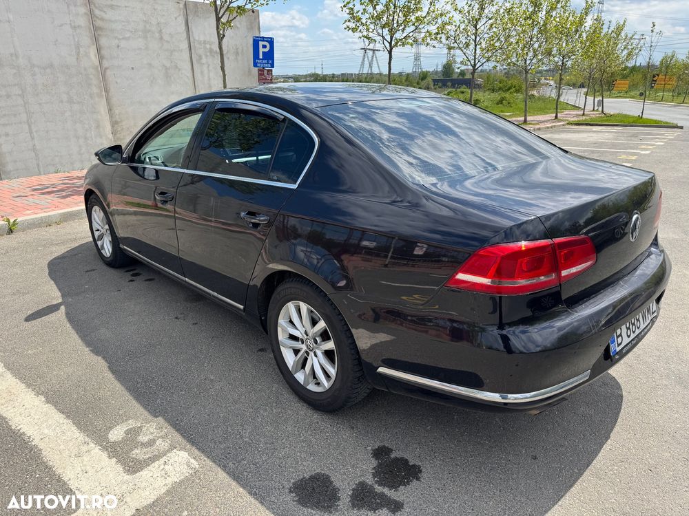 Volkswagen Passat 2.0 TDI DPF Blue TDI DSG Highline - 12