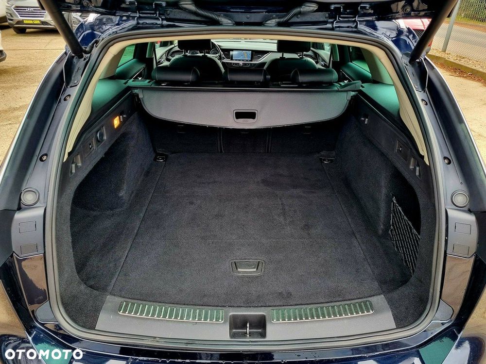 Opel Insignia 1.5 T Enjoy S&S - 13