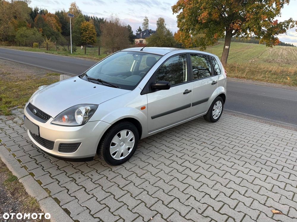 Ford Fiesta 1.4 Ambiente - 18