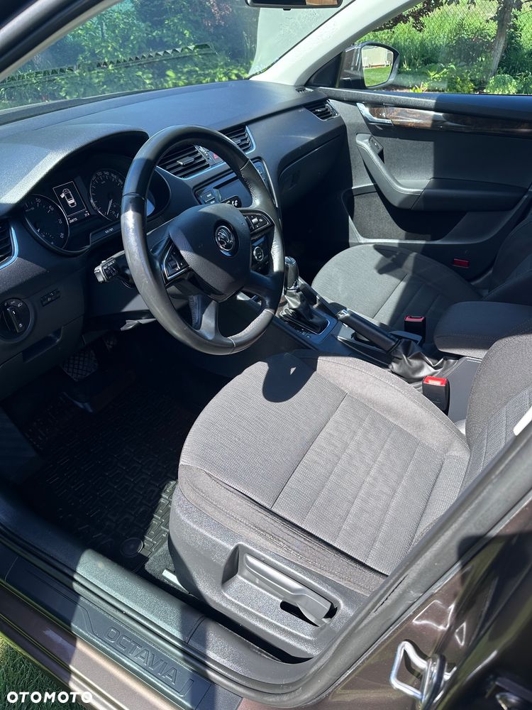 Skoda Octavia 1.4 TSI Ambition DSG - 7