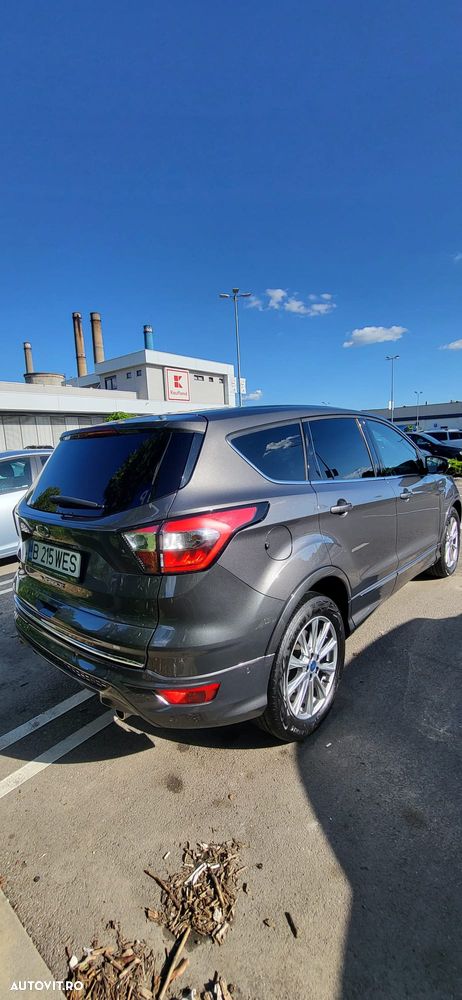 Ford Kuga 2.0 TDCi 4WD Powershift Vignale - 4