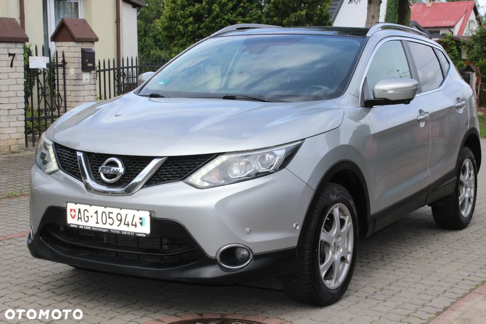 Nissan Qashqai 1.6 dCi Xtronic TEKNA - 1