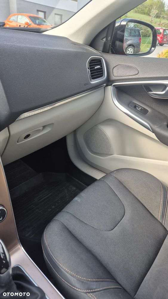 Volvo V40 Cross Country D2 Powershift - 17