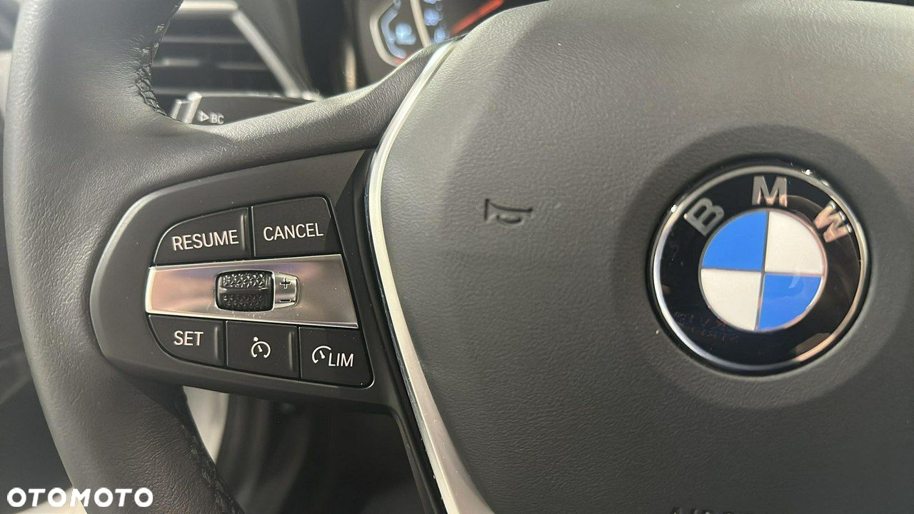 BMW Seria 3 - 24