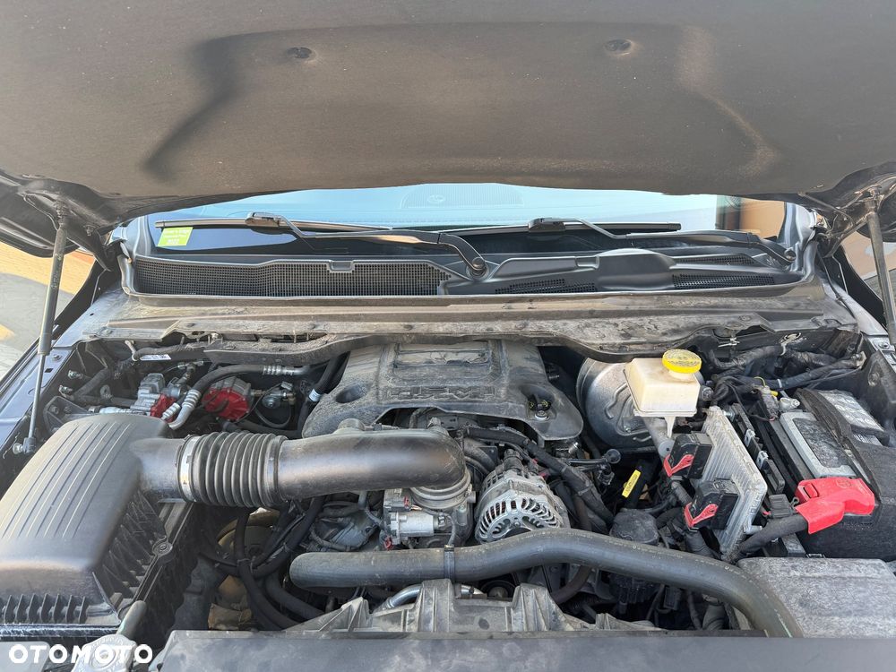 RAM 1500 Crew Cab Shortbed Bighorn - 13