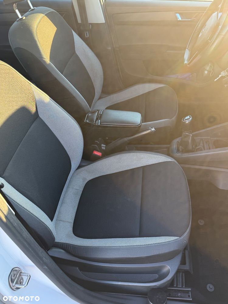 Skoda Fabia 1.2 TSI Ambition - 11