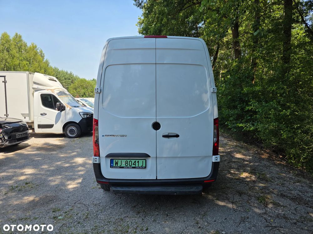 Mercedes-Benz SPRINTER - 5