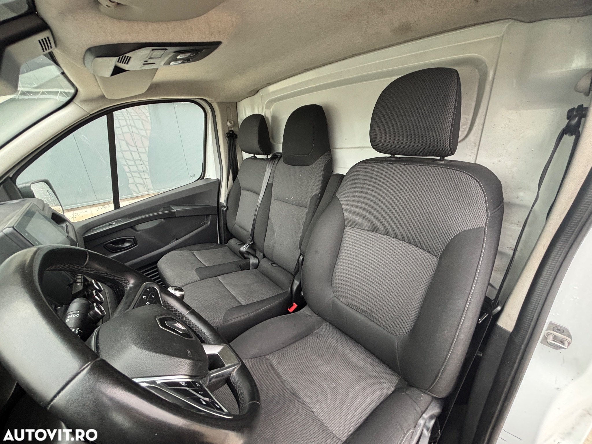 Renault TRAFIC - 14