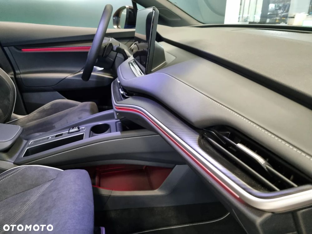 Skoda Elroq 60 63kWh Sportline - 12