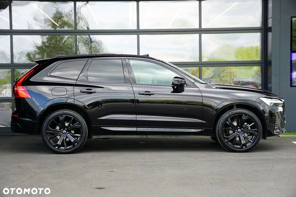 Volvo XC 60 B5 B AWD Ultimate Black Edition - 9