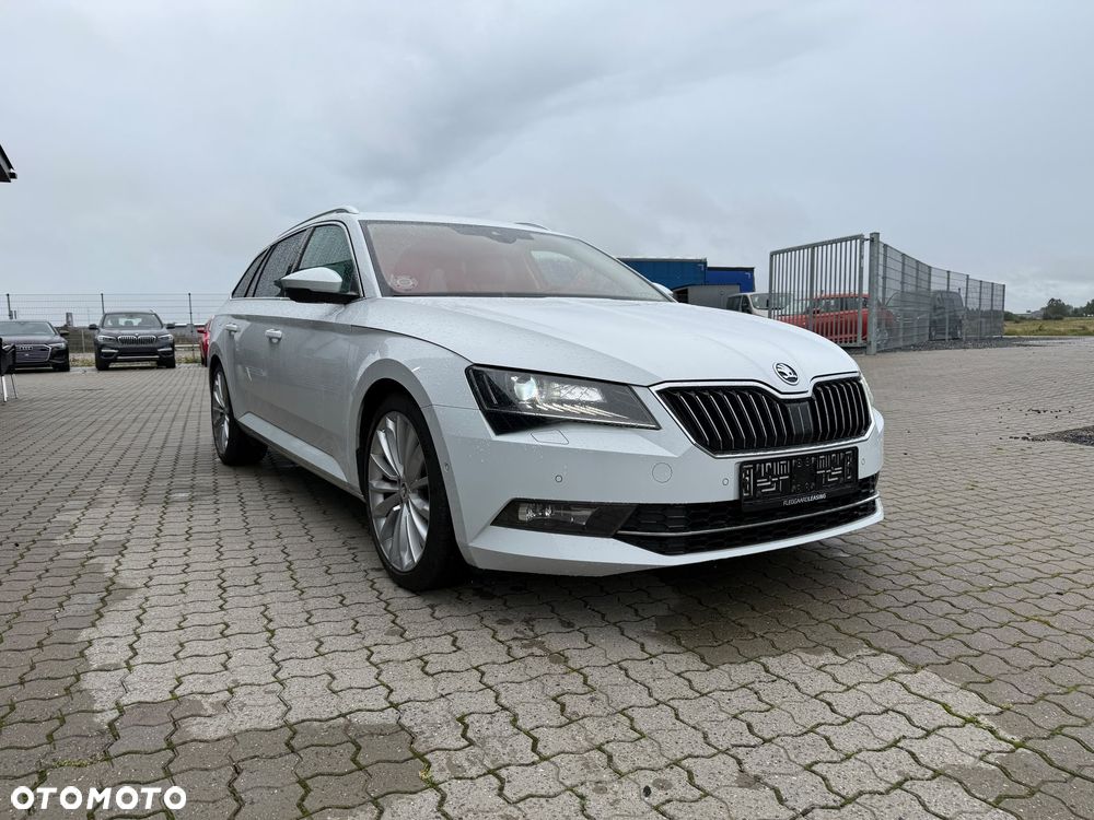 Skoda Superb 2.0 TDI 4x4 DSG Premium Edition - 2
