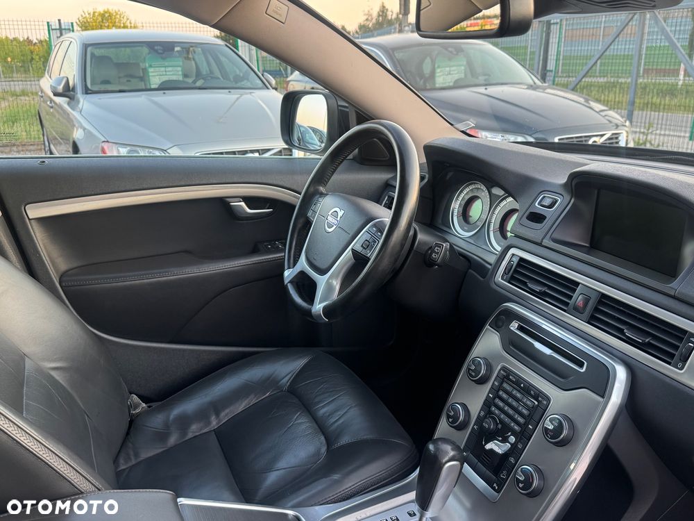 Volvo XC 70 D5 AWD Geartronic Summum - 30