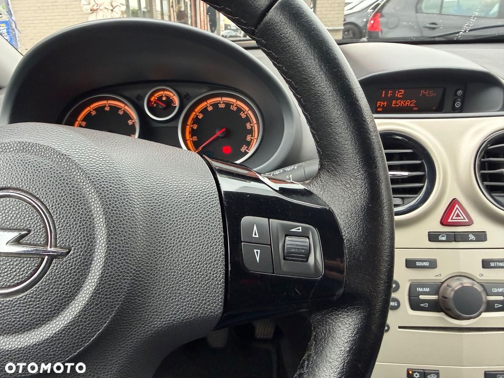 Opel Corsa 1.2 16V Innovation - 19