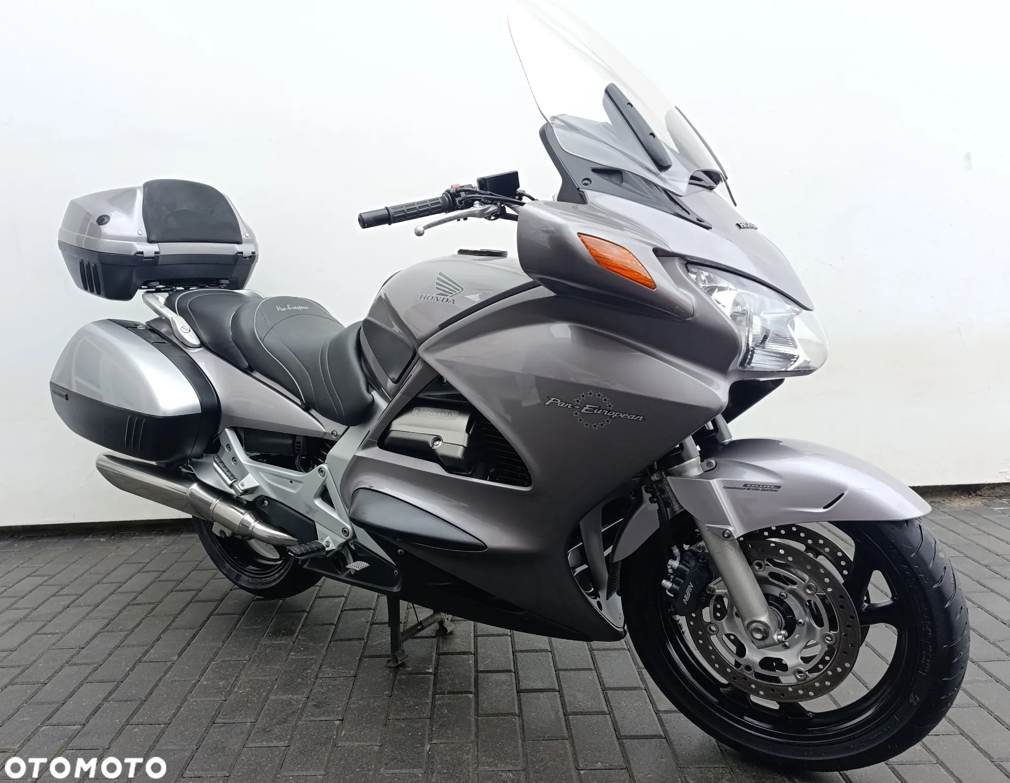 Honda ST - 7