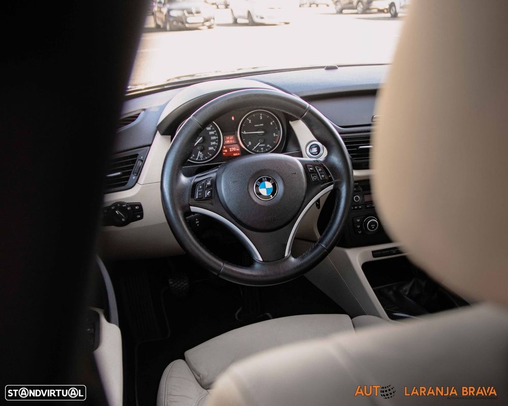 BMW X1 18 d sDrive - 17