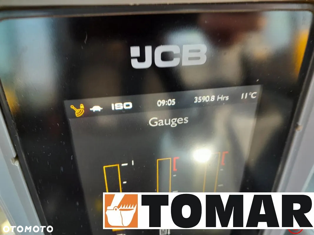 JCB 86C-2 - 27