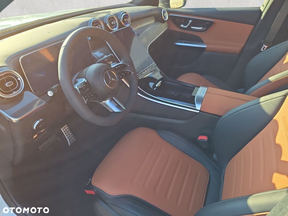 Mercedes-Benz GLC - 11