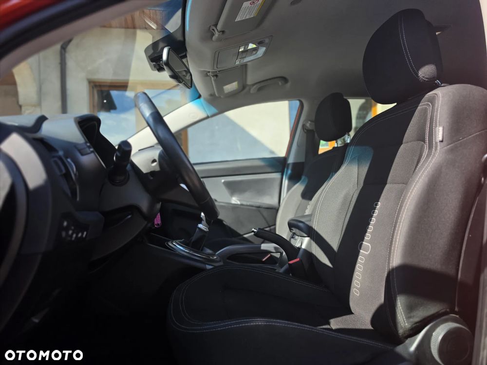 Kia Sportage - 16