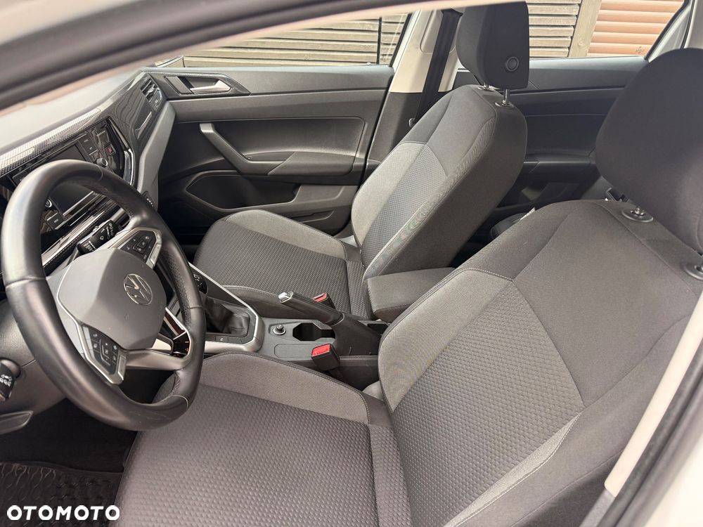 Volkswagen Polo 1.0 MPI Life - 11