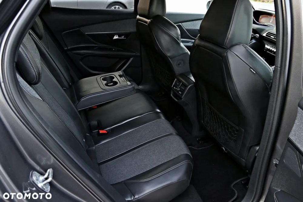 Peugeot 3008 - 35