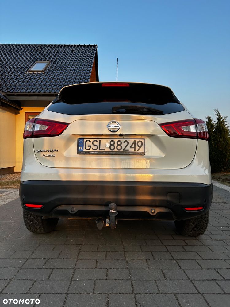 Nissan Qashqai - 2
