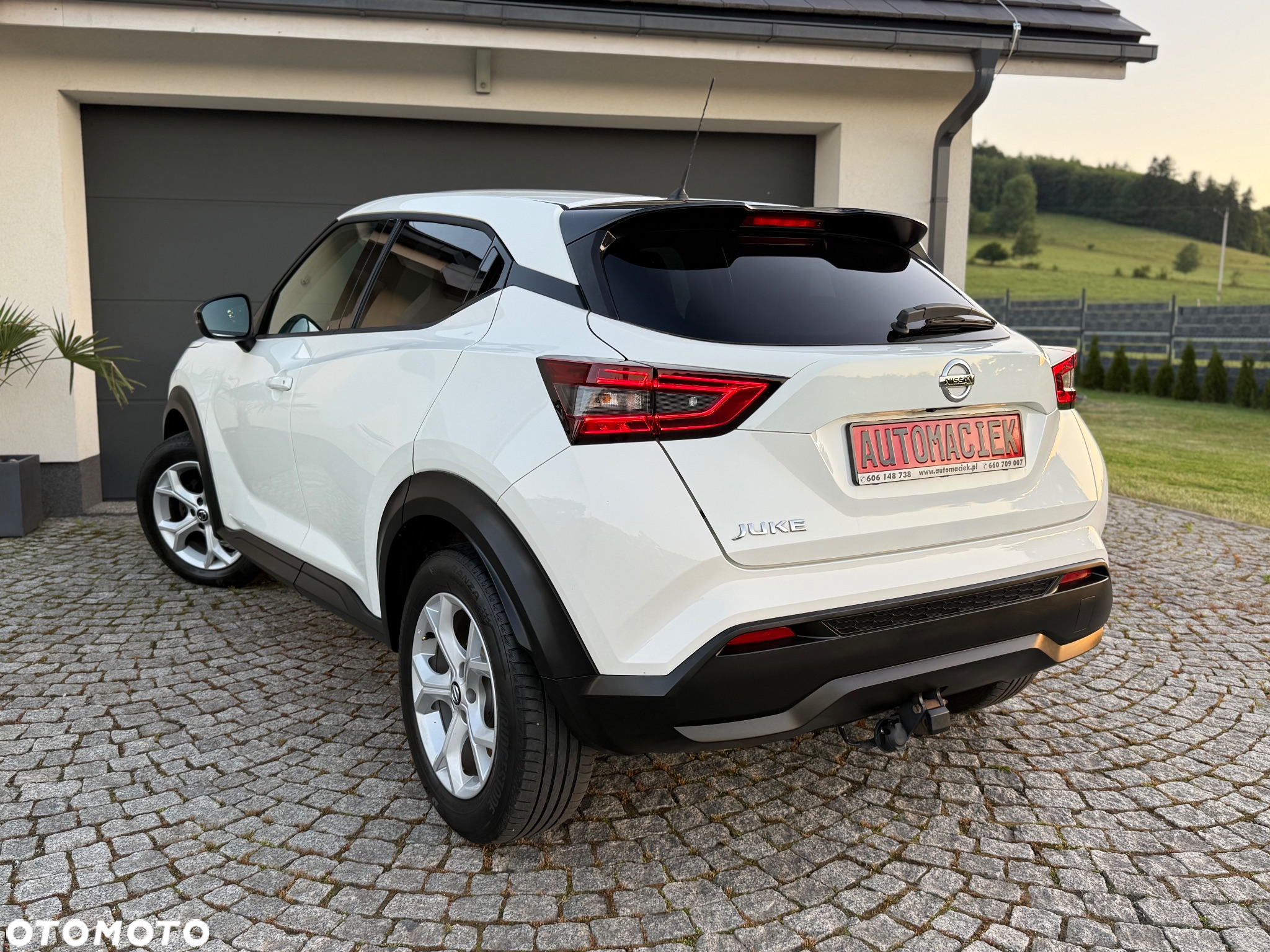 Nissan Juke 1.0 DIG-T Acenta - 11