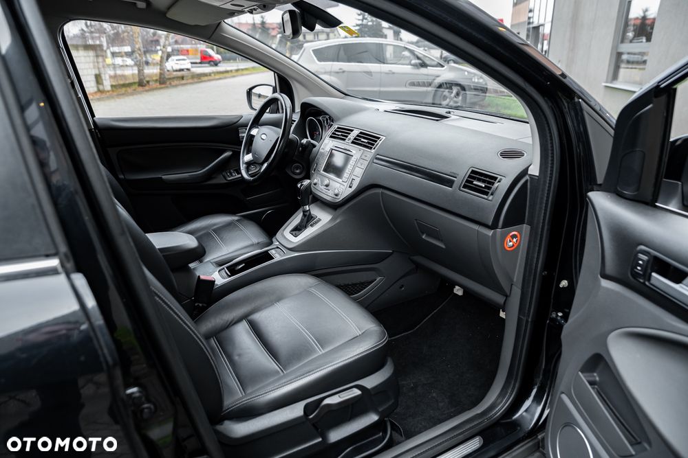 Ford Kuga 2.5 4x4 Titanium - 22