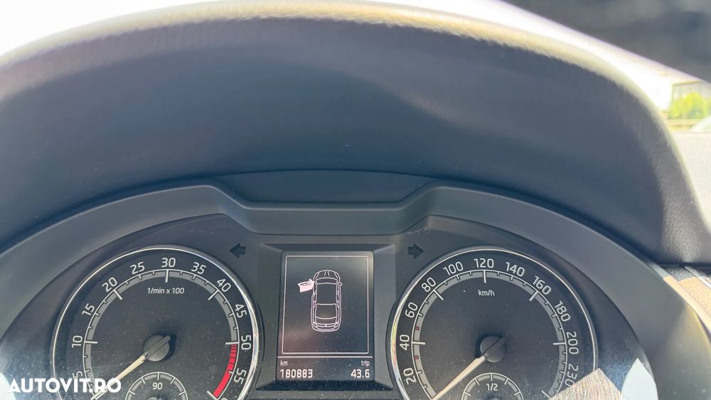 Skoda Octavia - 6