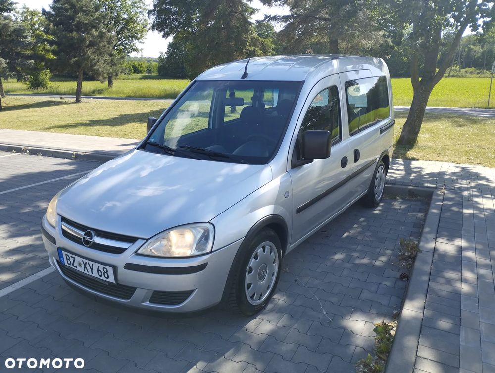 Opel Combo Tour Edition - 10