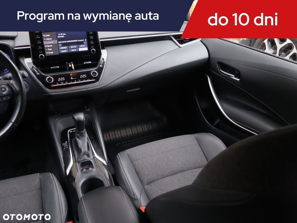 Toyota Corolla - 10