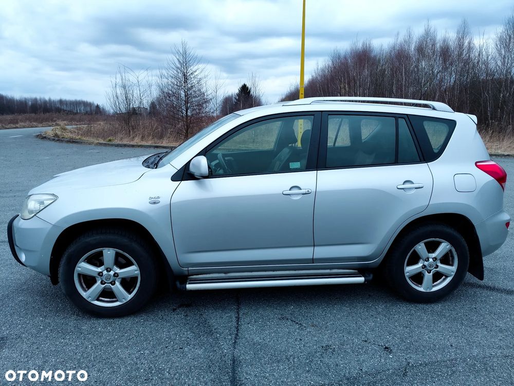 Toyota RAV4 2.2 D-4D Luna - 3