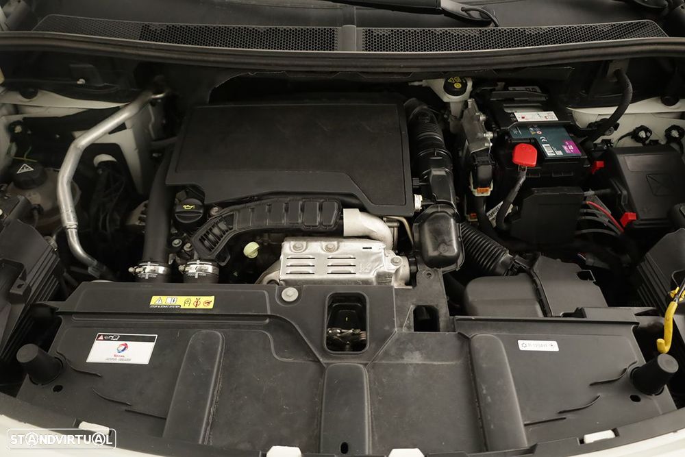Peugeot 3008 1.2 PureTech GT EAT8 - 25
