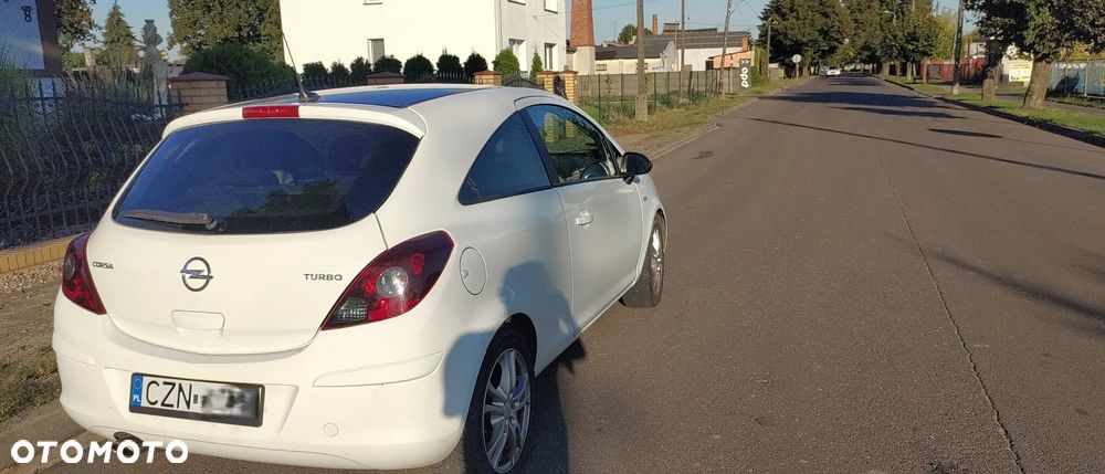 Opel Corsa - 4
