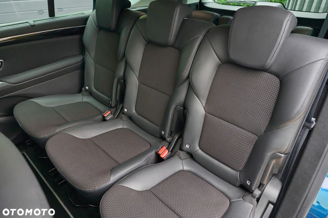 Renault Espace BLUE dCi 160 EDC BUSINESS EDITION - 27