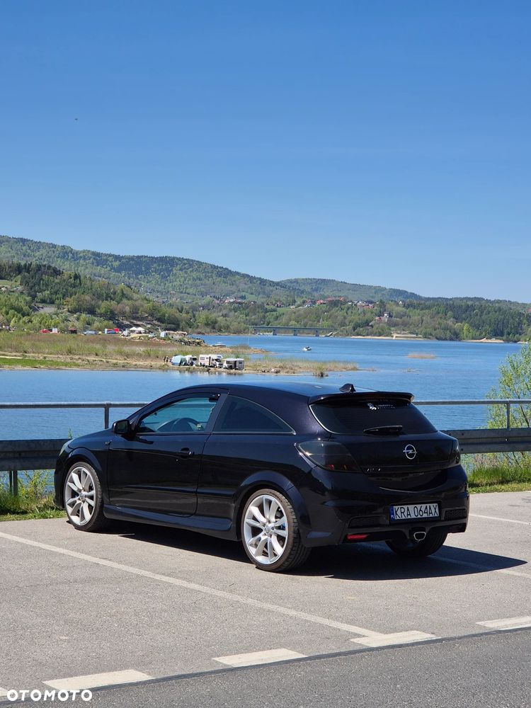 Opel Astra 2.0 T OPC - 3