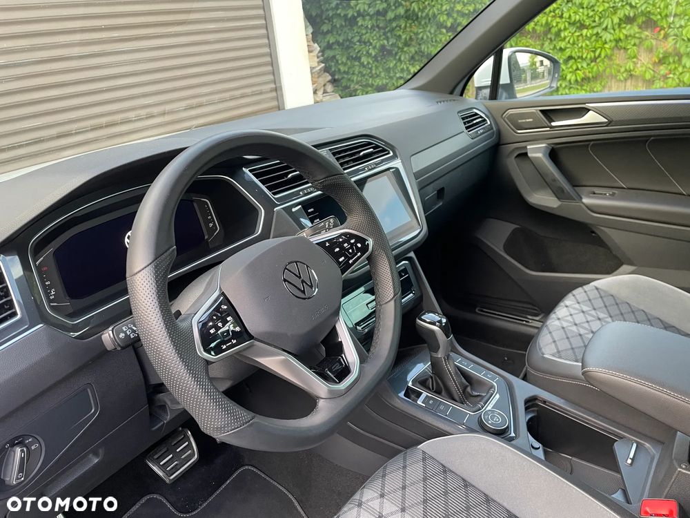 Volkswagen Tiguan 2,0 TSI OPF 4Motion DSG R-Line - 17