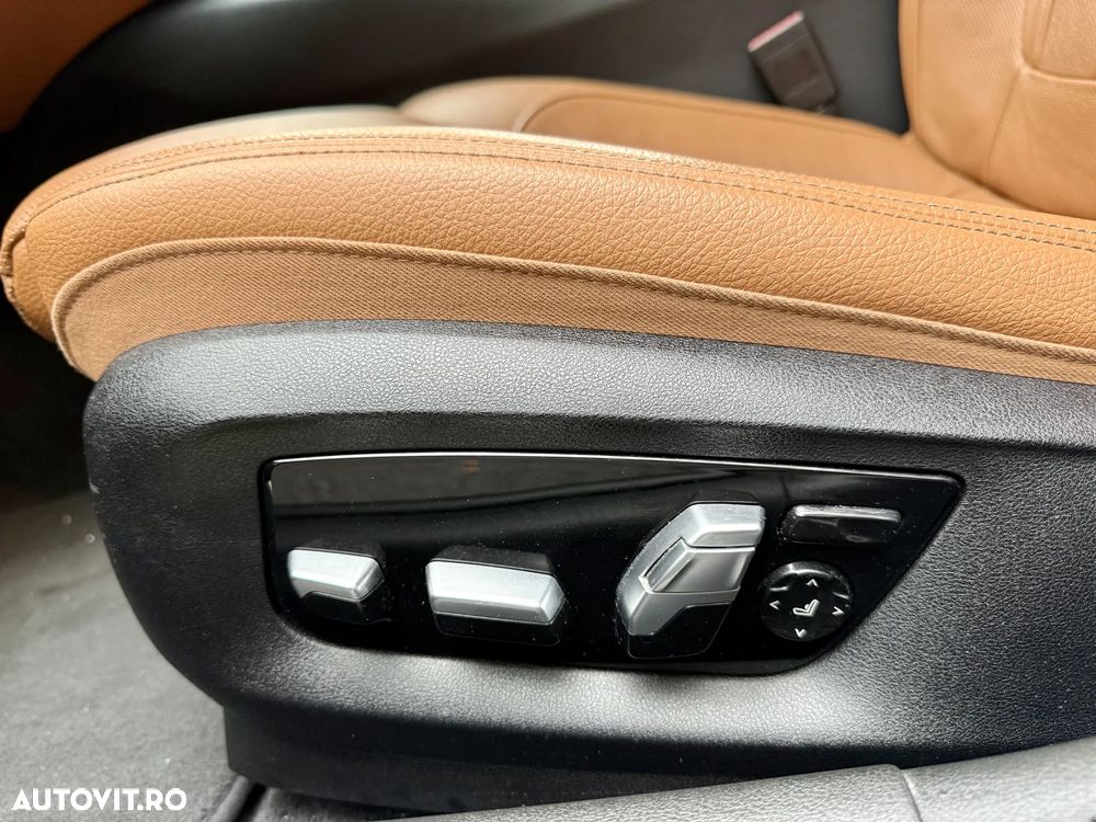 BMW Seria 5 540i xDrive Aut. - 15