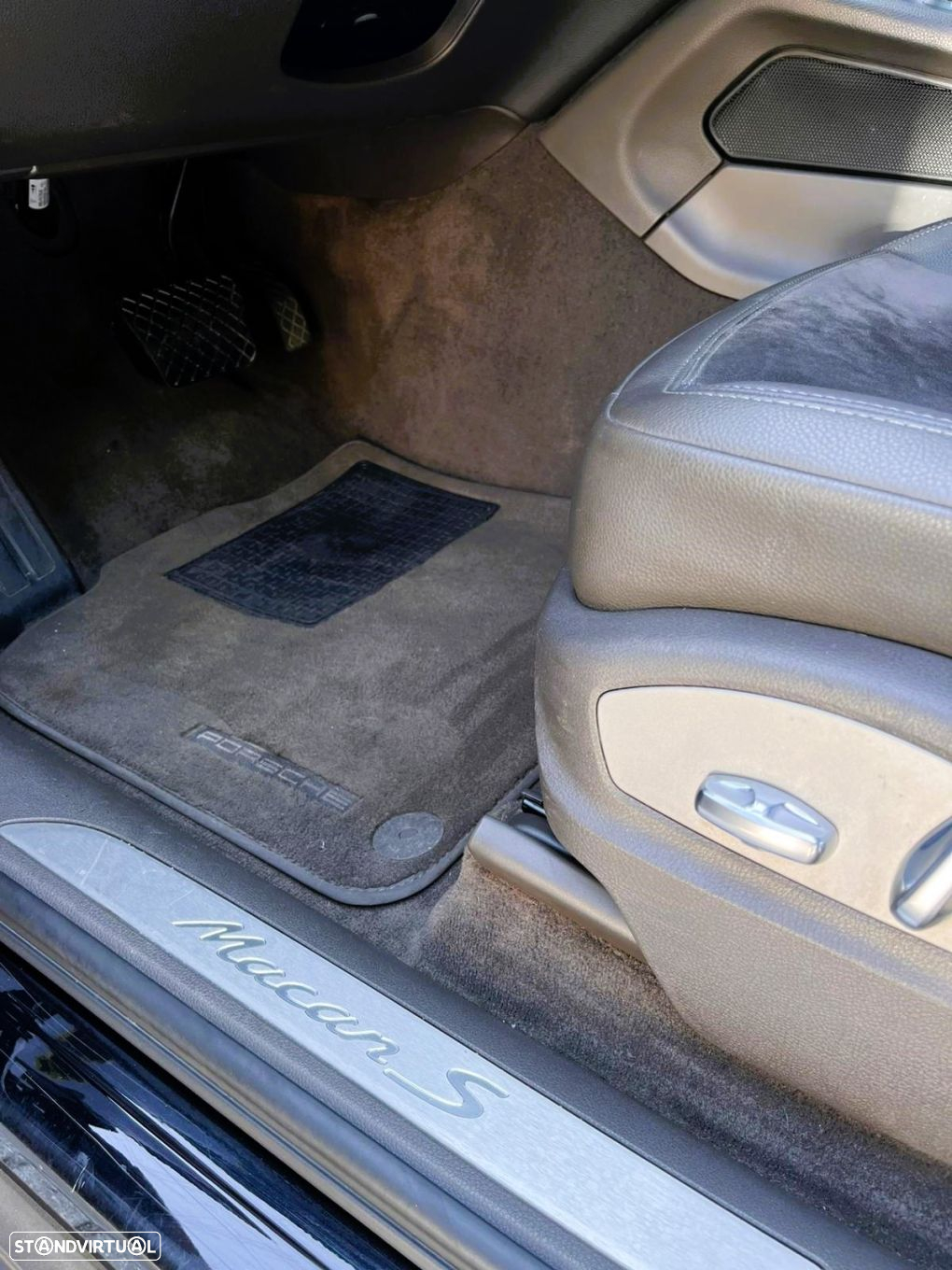 Porsche Macan S - 43