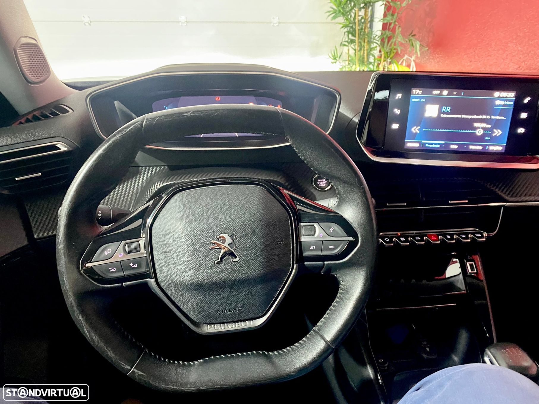Peugeot 2008 1.2 PureTech Allure - 28
