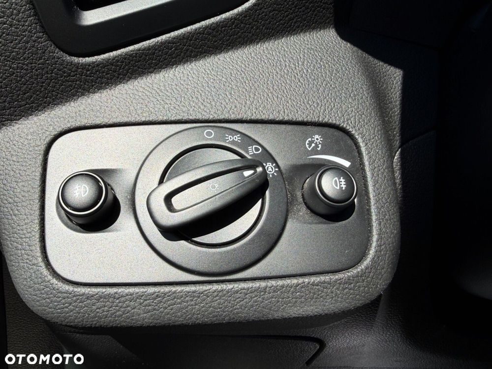 Ford Kuga - 13