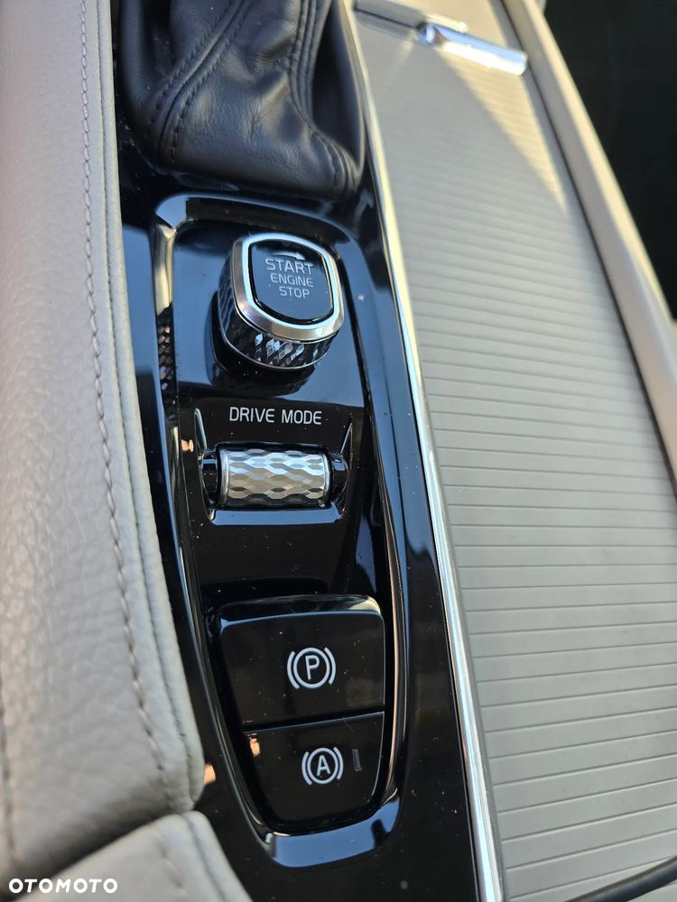 Volvo S90 T4 Momentum - 12