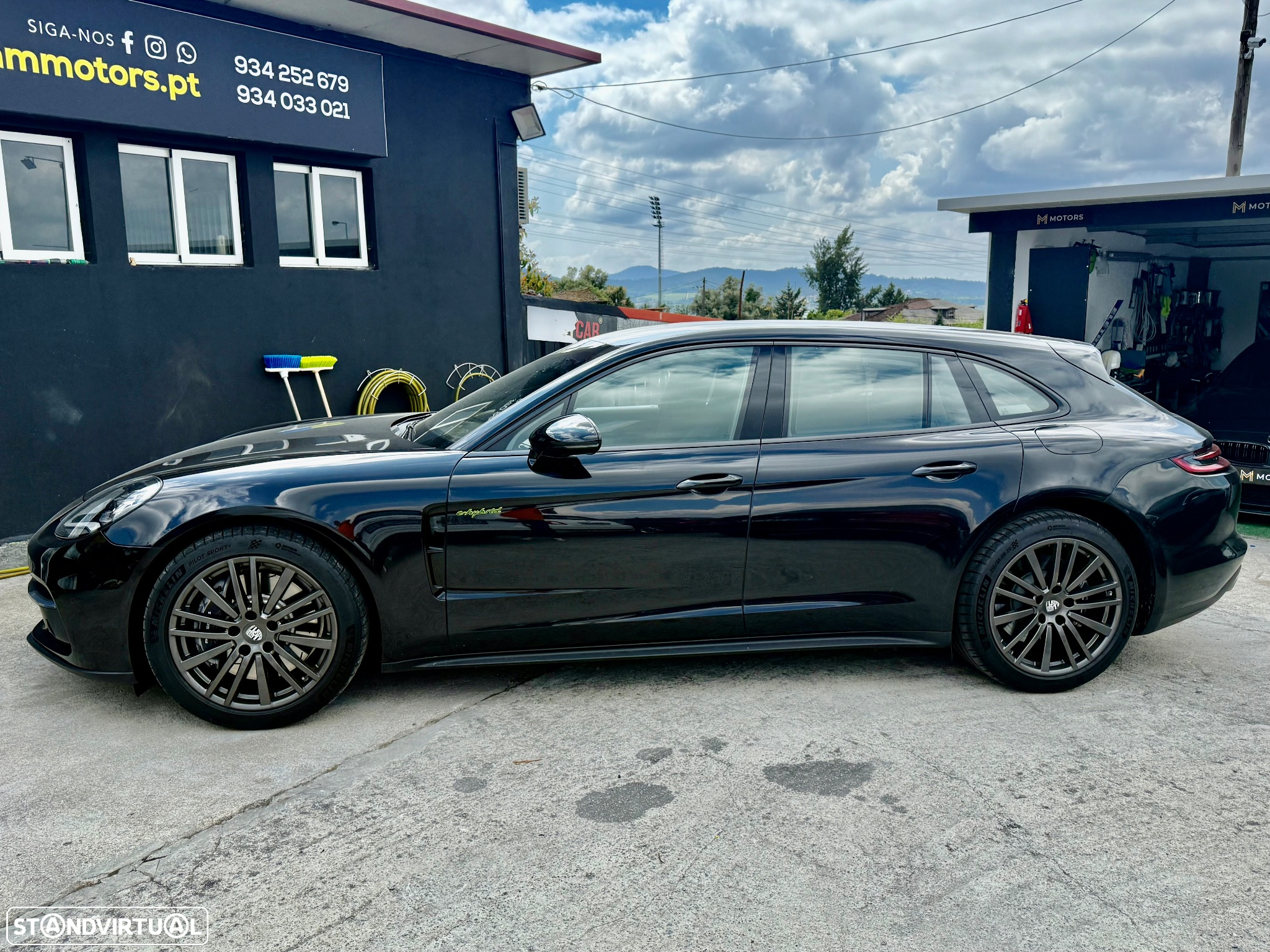 Porsche Panamera Sport Turismo 4 E-Hybrid 10 Years Edition - 20