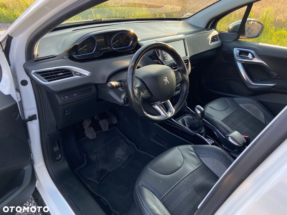 Peugeot 2008 PureTech 110 Stop&Start Allure - 9